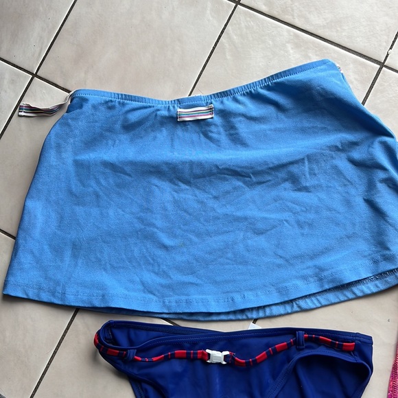 Random Swim Lot - Picture 3 of 10